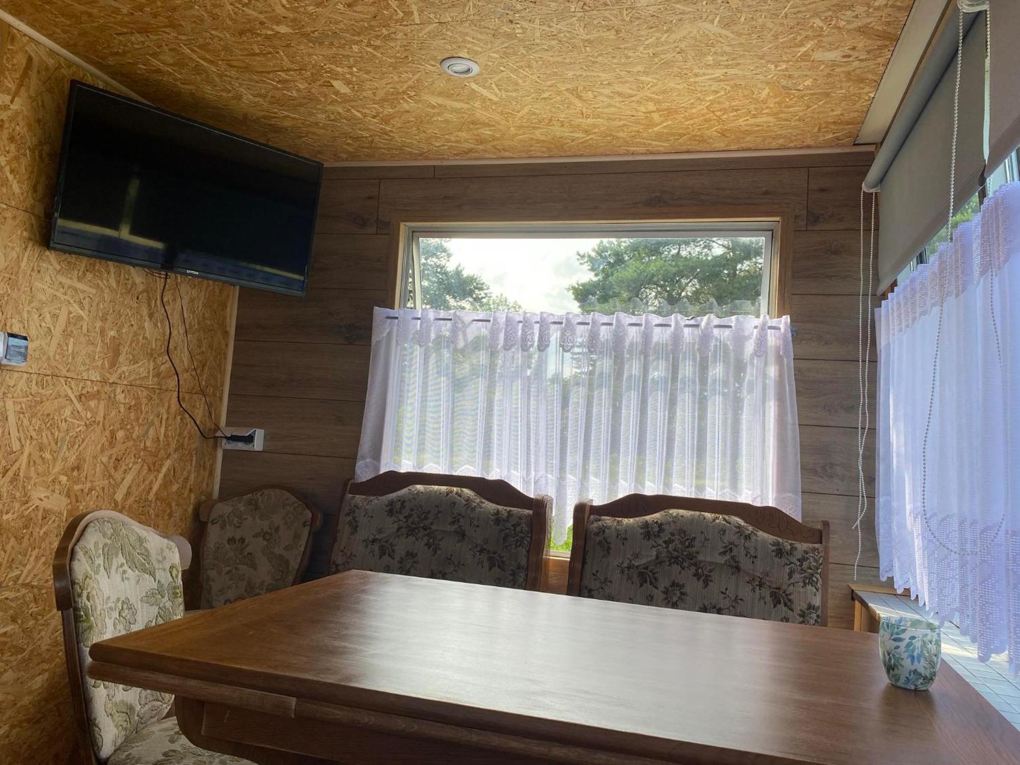 Holiday home Przyczepa Holenderska Iii *