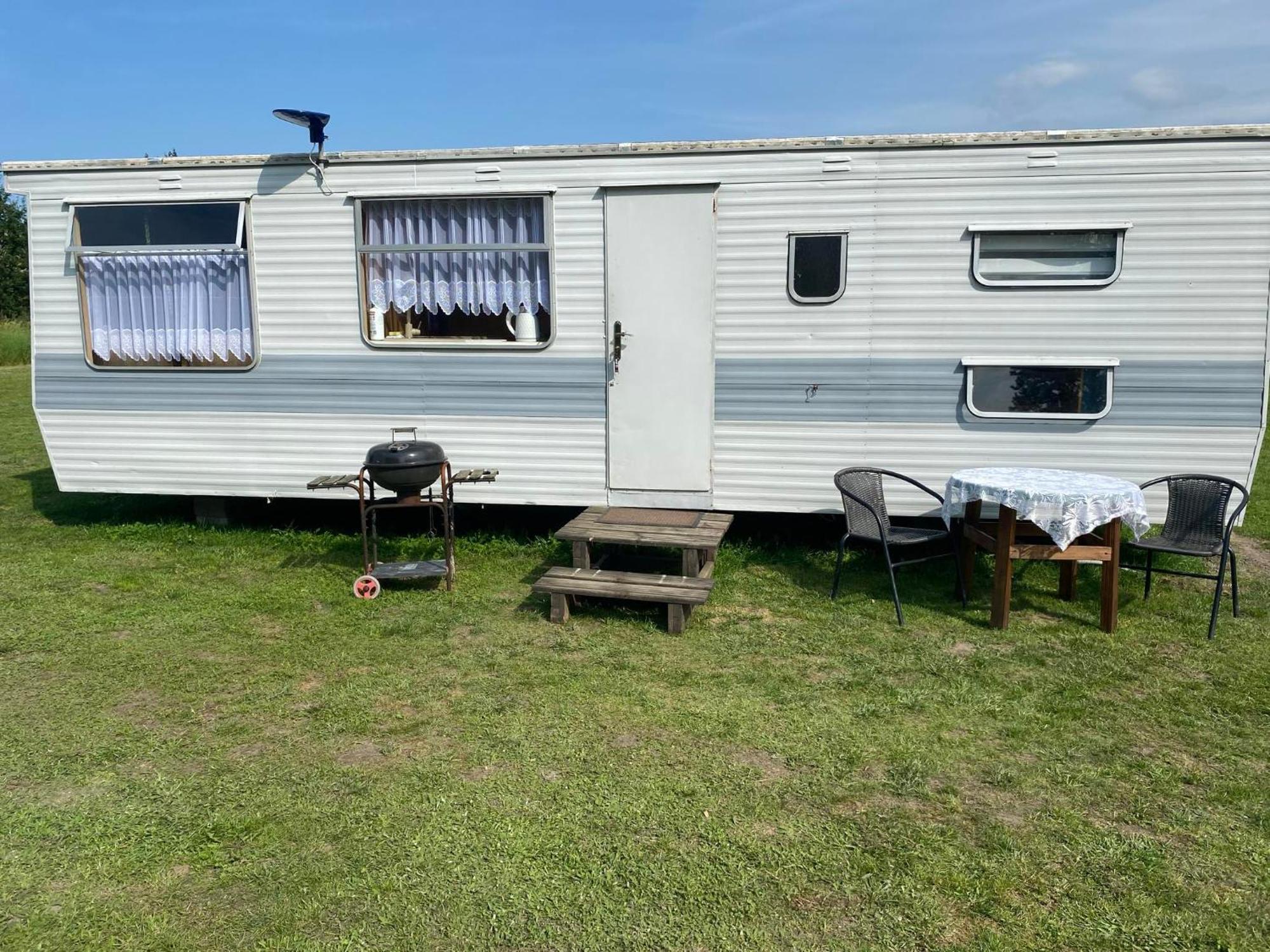 Holiday home Przyczepa Holenderska Iii